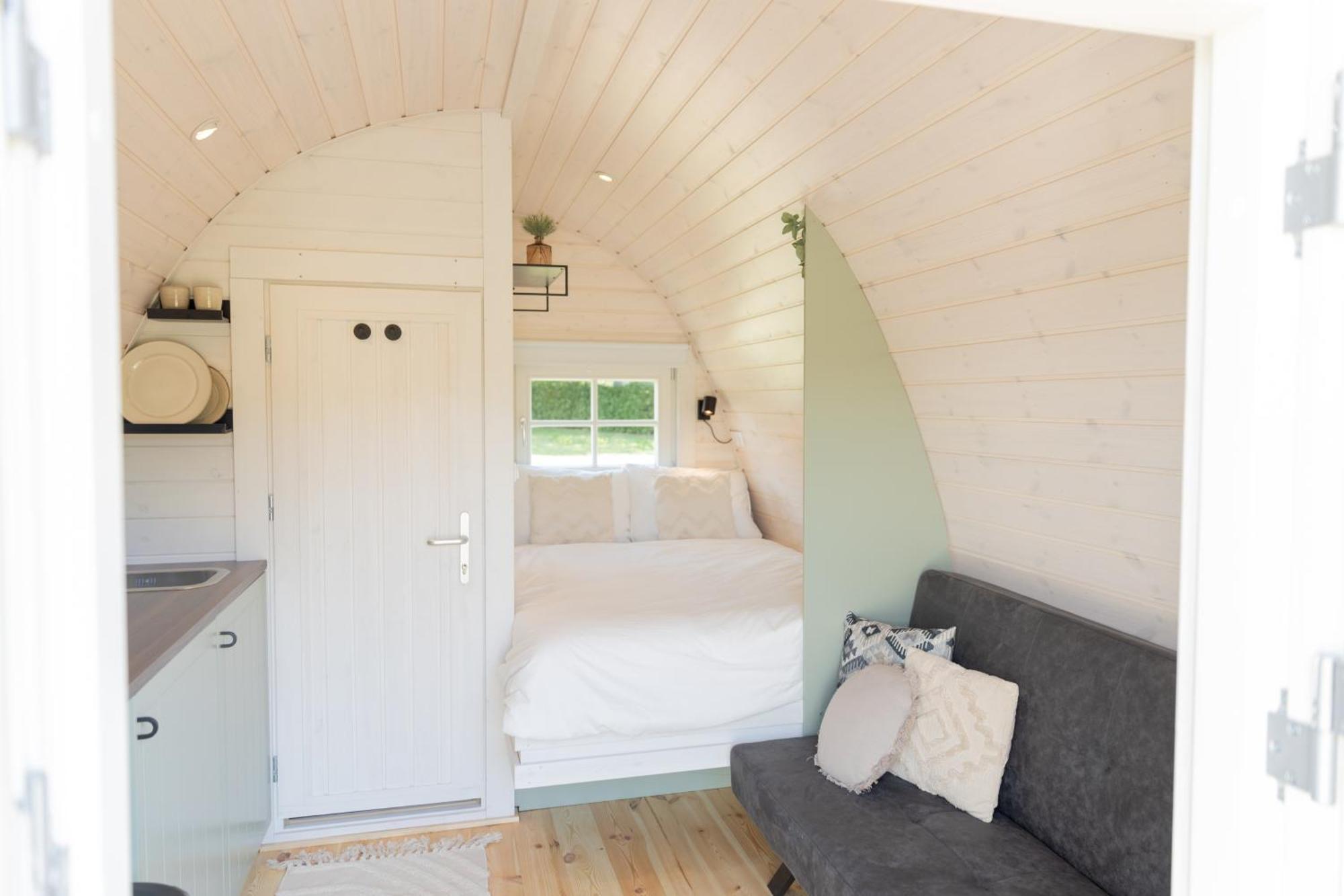 De Verpozing - Vakantiehuisjes Milsbeek Esterno foto